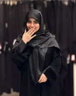روسری نگین خطی کرپ ابریشم مشکی